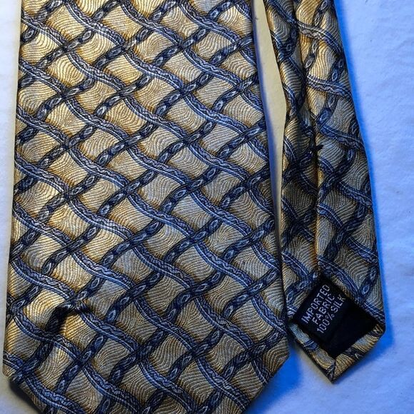 Geoffrey Beene Mens Tie 100% Silk Gold/Silver - Picture 1 of 4